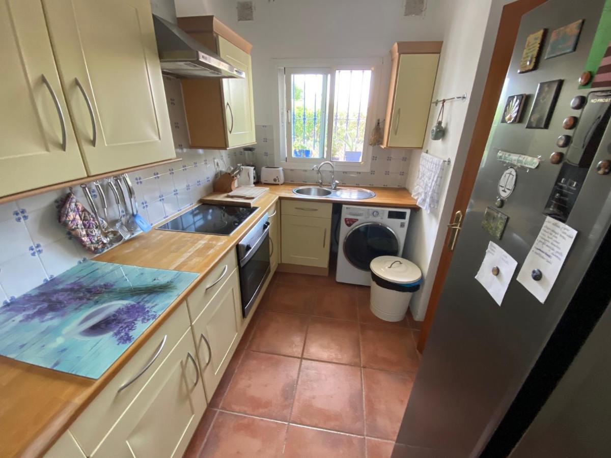 Charming 1 Bedroom Suite With Shared Kitchen Next To Puerto Banus Marbella Eksteriør billede