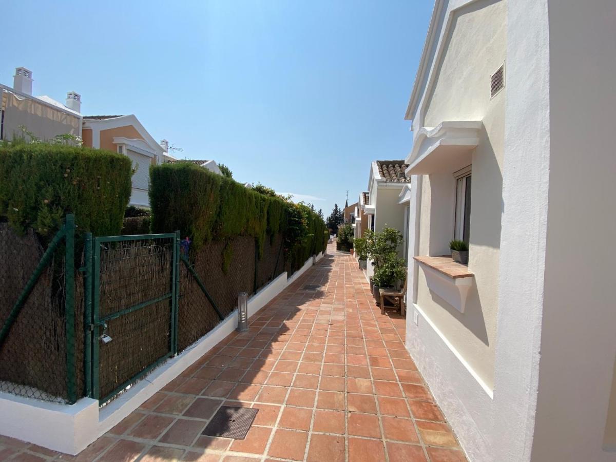 Charming 1 Bedroom Suite With Shared Kitchen Next To Puerto Banus Marbella Eksteriør billede