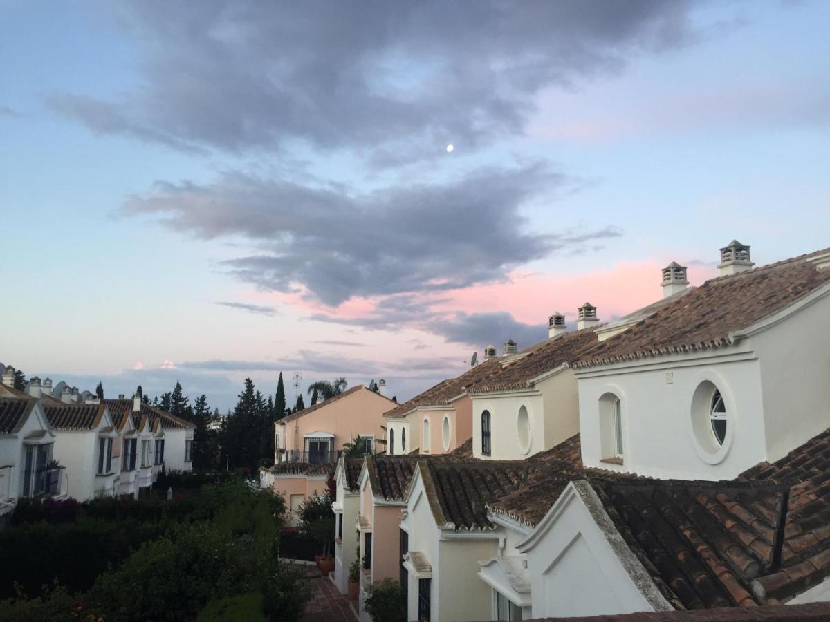 Charming 1 Bedroom Suite With Shared Kitchen Next To Puerto Banus Marbella Eksteriør billede